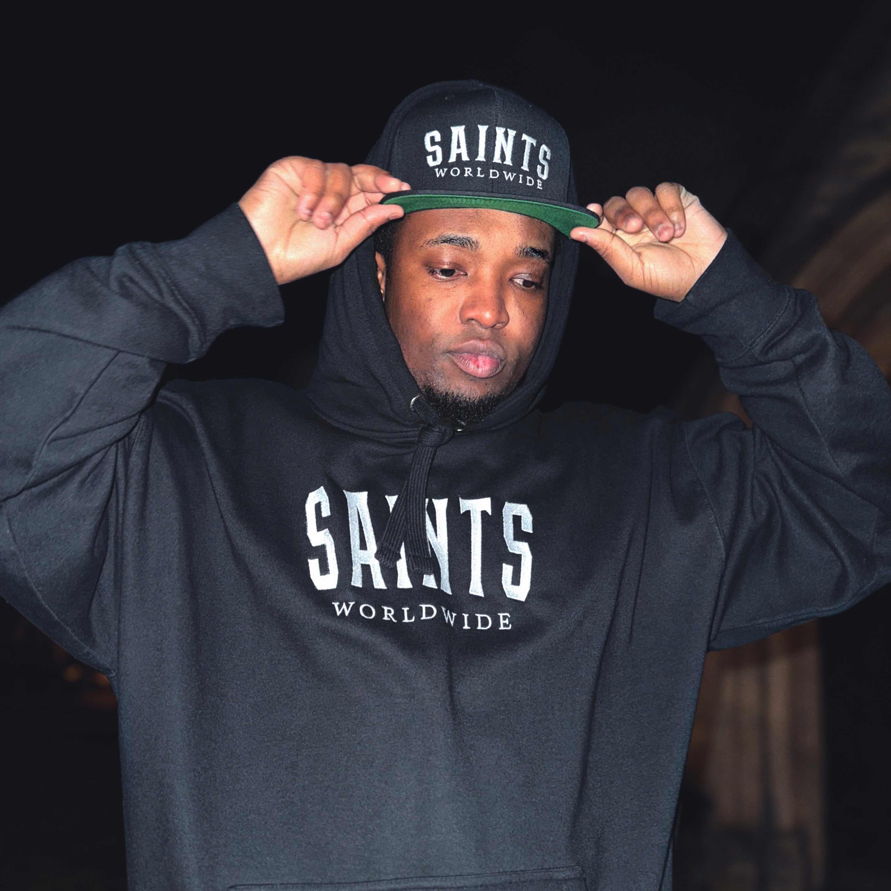 SAINTS WORLDWIDE Embroidered Snapback – Black